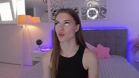 LuisaClover online show from 28, 6, 2026