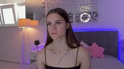 LuisaClover online show from 29, 6, 2026