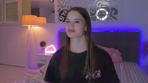 LuisaClover online show from 5, 7, 2026