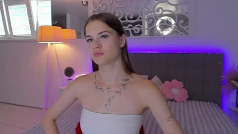LuisaClover online show from 12, 7, 2026