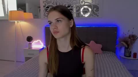 LuisaClover online show from 28, 7, 2026