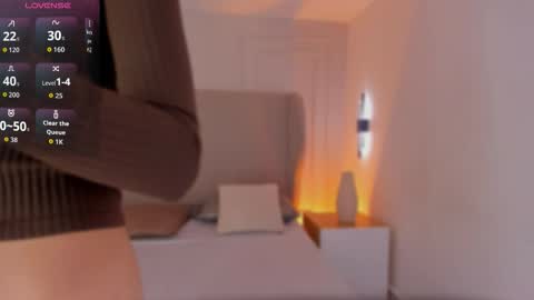 L U I S A online show from 16, 12, 2025