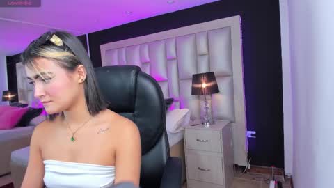 Luisa  online show from 18, 11, 2025