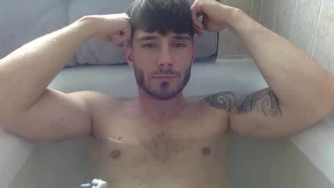 Snapshot of luisbadx chatting on 9, 6, 2026 Luis Badx online show from 9, 6, 2026