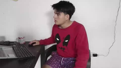 Snapshot of luisk200 chatting on 6, 3, 2026 Luis S Kennedy online show from 6, 3, 2026