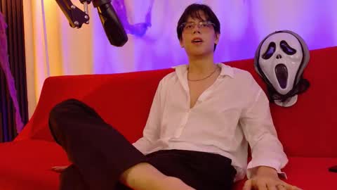 Snapshot of luixdust1 chatting on 24, 10, 2025 luixdust1 online show from 24, 10, 2025