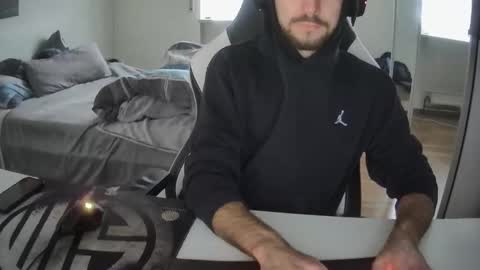 lukasschoetz online show from 10, 2, 2025