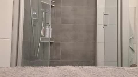 lukasschoetz online show from 22, 9, 2025