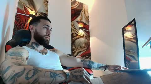 Snapshot of luke_davis01 chatting on 23, 5, 2026 LUKE online show from 23, 5, 2026