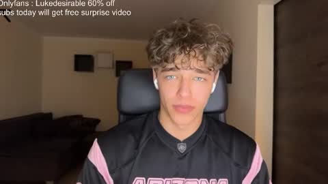 lukedesirable online show from 27, 4, 2026