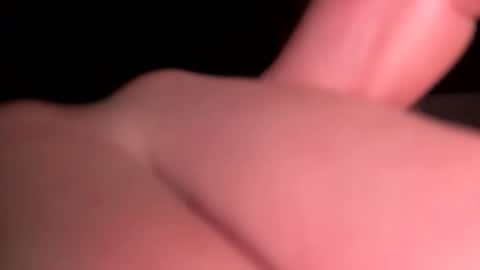 Snapshot of lukeeeeey96 chatting on 27, 10, 2025 lukeeeeey96 online show from 27, 10, 2025