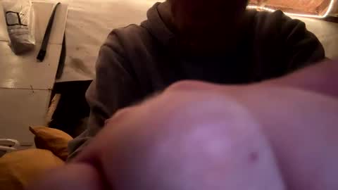 Snapshot of lukeeeeey96 chatting on 16, 1, 2026 lukeeeeey96 online show from 16, 1, 2026