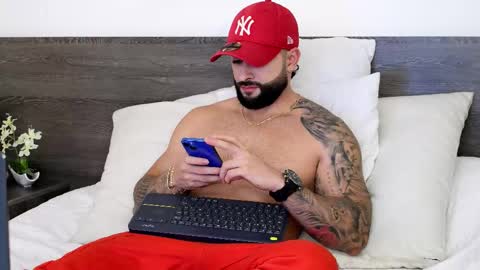 Lukhas f4f online show from 18, 10, 2025