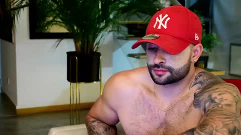 Lukhas f4f online show from 22, 4, 2026