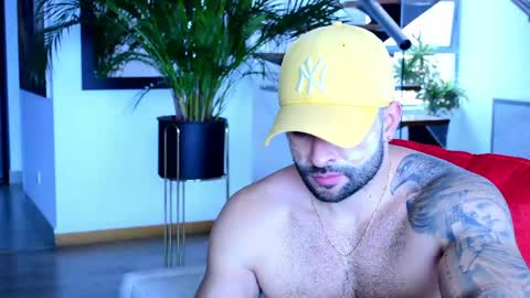 Lukhas f4f online show from 22, 4, 2026