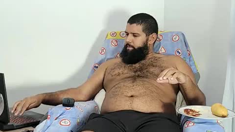 Snapshot of luksmen1 chatting on 7, 3, 2026 lucifer online show from 7, 3, 2026