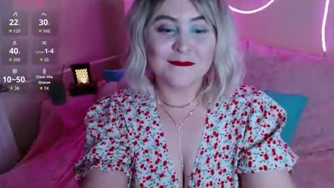 lulovia online show from 25, 6, 2026