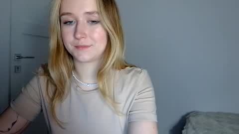 Lulu Baby18 online show from 29, 4, 2026