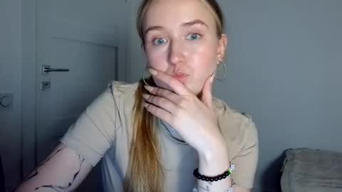 Lulu Baby18 online show from 30, 4, 2026