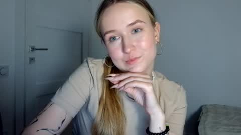Lulu Baby18 online show from 30, 4, 2026