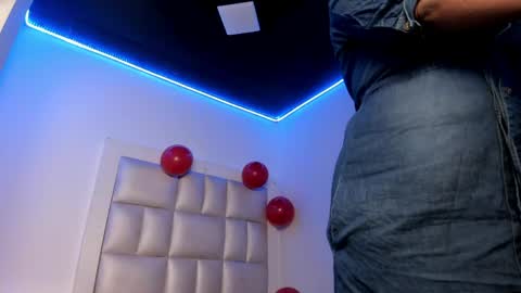 elizabeth online show from 27, 4, 2026