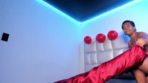 Snapshot of lulu_js_ chatting on 6, 5, 2026 elizabeth online show from 6, 5, 2026
