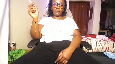 Snapshot of lulu_sparks1 chatting on 10, 6, 2026 lulu_sparks1 online show from 10, 6, 2026