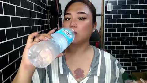 Kitty 3 online show from 27, 1, 2025