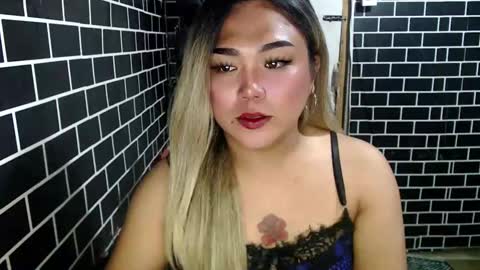 Kitty 3 online show from 4, 2, 2025