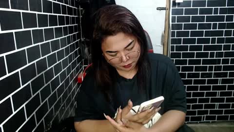 Kitty 3 online show from 12, 2, 2025