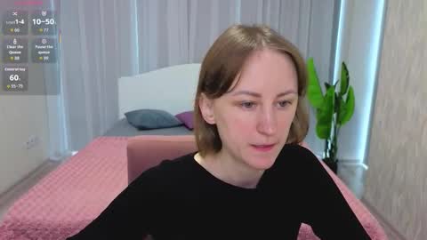Lily online show from 7, 10, 2025