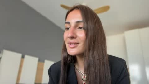 lumaevanya online show from 28, 3, 2026