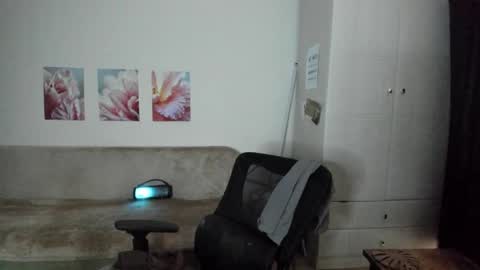 Lumi online show from 4, 4, 2026