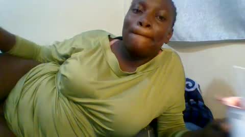 luminous_lust254 online show from 23, 7, 2026