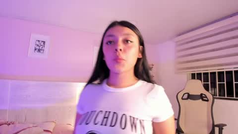 lummii_ online show from 28, 4, 2026