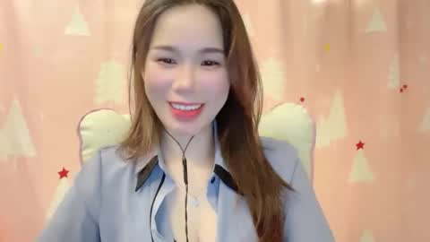 Snapshot of luna4739 chatting on 28, 4, 2026 Luna online show from 28, 4, 2026