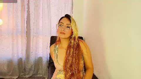 luna__velvet online show from 6, 7, 2026