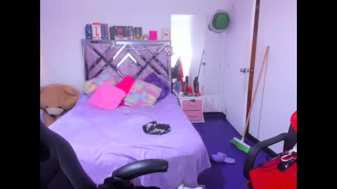 luna_analya online show from 9, 6, 2026
