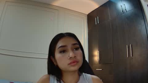 luna and banji online show from 3, 2, 2026