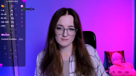 luna_berryy online show from 25, 11, 2025