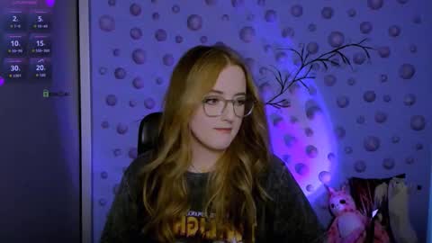 luna_berryy online show from 17, 2, 2026