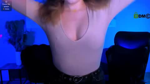 luna_berryy online show from 3, 3, 2026