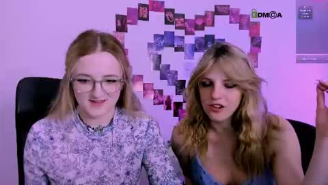 luna_berryy online show from 13, 6, 2026