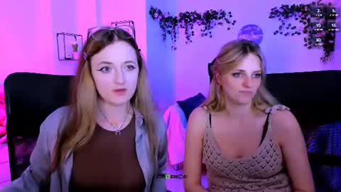 luna_berryy online show from 24, 7, 2026