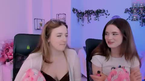 luna_berryy online show from 28, 7, 2026