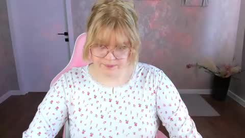 luna online show from 22, 4, 2026