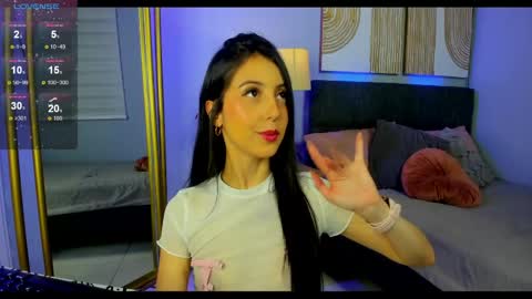 Luna  online show from 24, 4, 2026