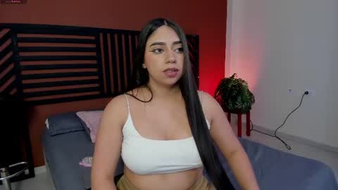 luna_cute14 online show from 11, 7, 2026