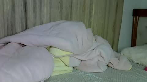 maskedmalkia online show from 24, 4, 2026