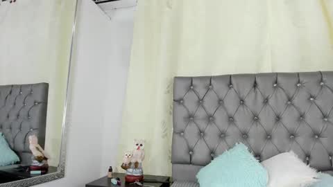 Luna Eva online show from 30, 1, 2025